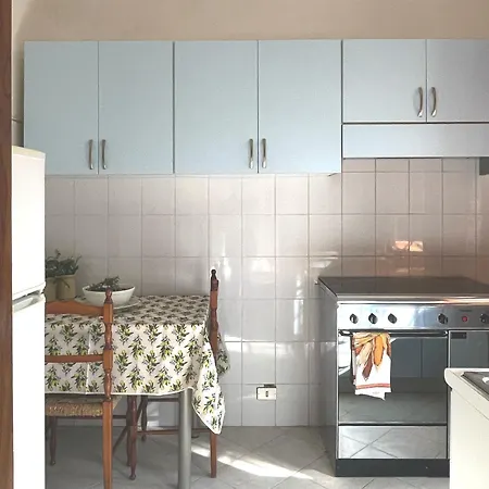 بيت للعطل Casa Noemi كاستيغليون ديلا بيسكايا